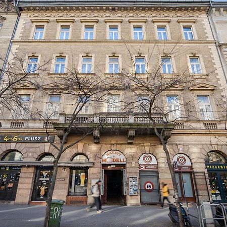 E56 - Grand Boulevard Heritage Residence - Best Location By Bqa Budapest Eksteriør billede