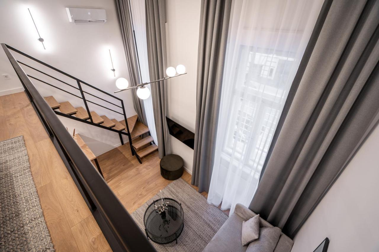 E56 - Grand Boulevard Heritage Residence - Best Location By Bqa Budapest Eksteriør billede